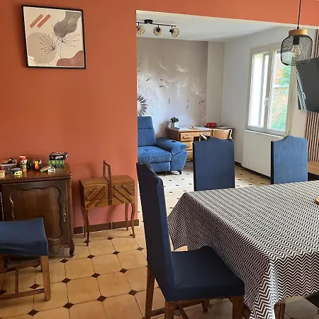Maison Break Neuilly-l'Évêque